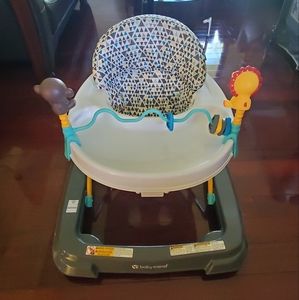 Baby Trend Walker in Zoo-ometry